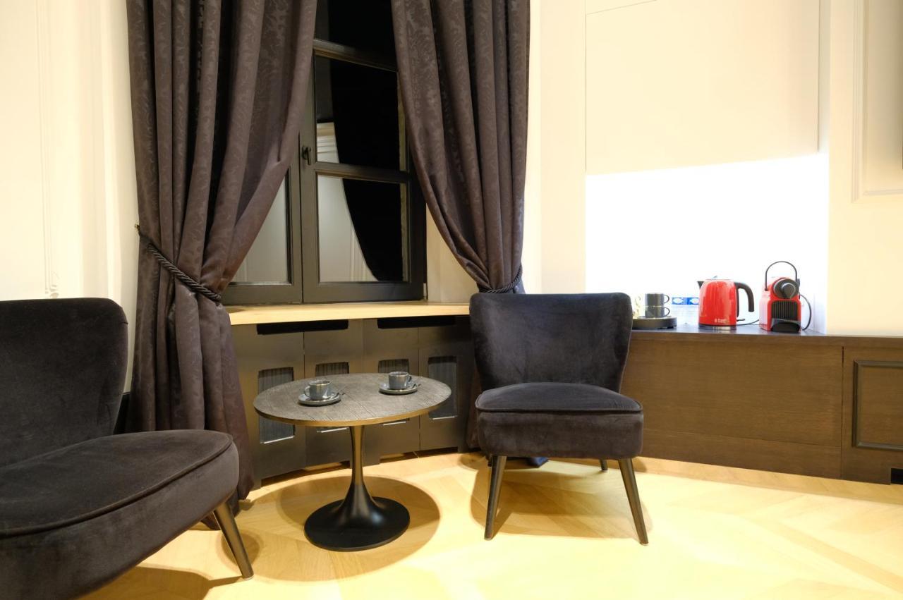 Suite La Duchesse Et Parking Prive Gratuit Mons  Exterior foto